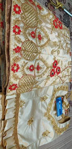 N4 fashion boutique